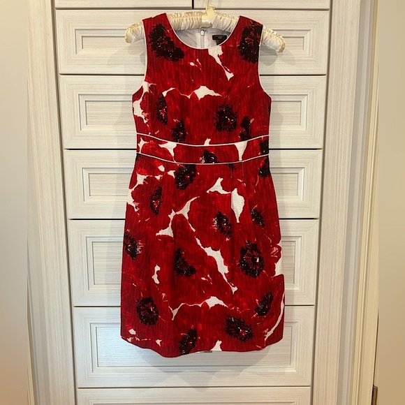 LOFT Poppy flower pattern, textured fabric dress fully lined - Picture 3 of 9
